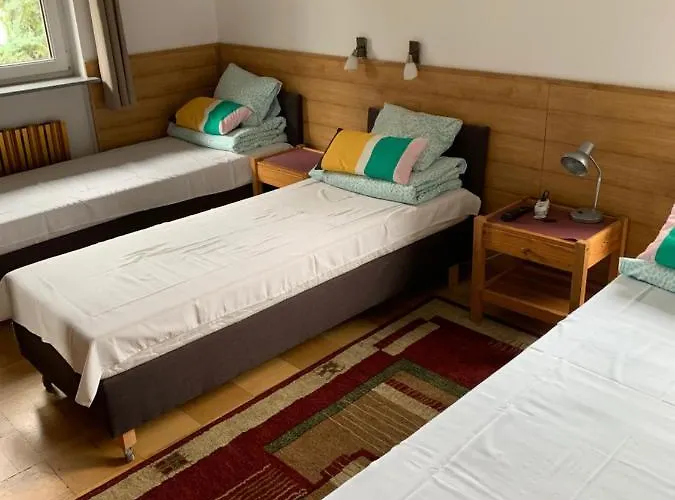 Hostel Pracownicze Tolek *